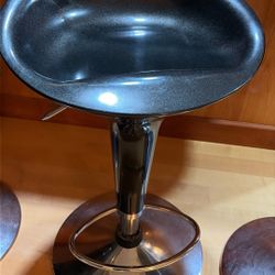 High Gloss Black Counter Adjustable Height Swivel Bar Stool