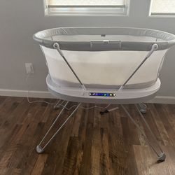 Fisher-Price Luminate Bassinet
