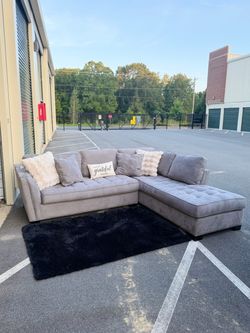Cindy Crawford Sectional Sofa / Couch