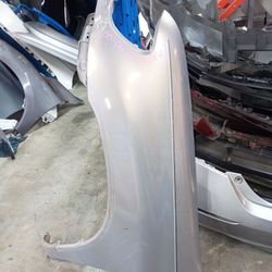 2000 - 2006  Toyota Tundra  Left Fender $