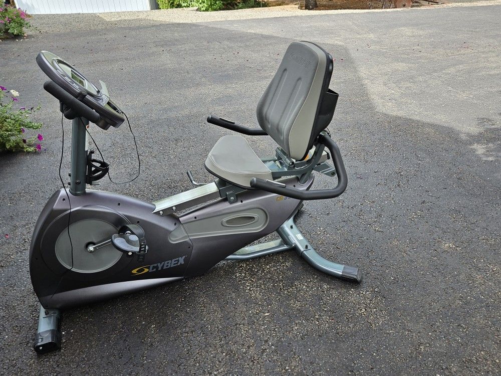 Cybex CR350 Recumbent Bike for Sale in Lacey WA OfferUp