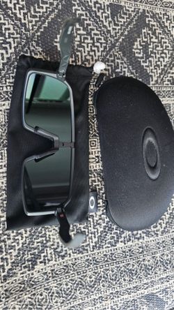 Oakley Sun Glasses