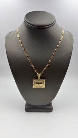 14KT YELLOW GOLD 19” CURB LINK CHAIN 11.5GR 4.5MM W/10KT YELLOW GOLD LAST SUPPER CHARM 6.7GR W/CZ’S