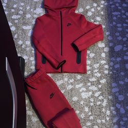 Youth Nike Tech 2nd Gen