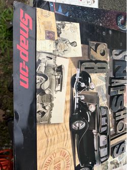 Snap on collectible calendar