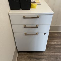 Filing Cabinet In Great Condition 