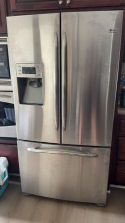 GE profile Refrigerator