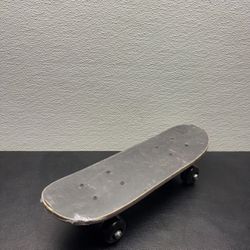 Small Skateboard 🛹 