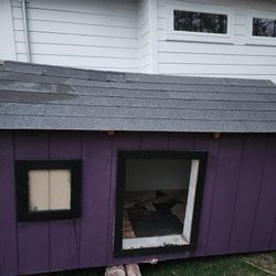 Large Dog House with A/C