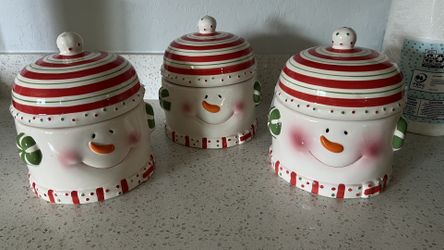Snow Man Cookie Jars. 