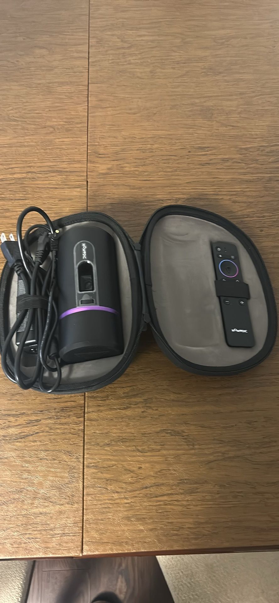 Portable Bluetooth Speaker And Led Smart Projector