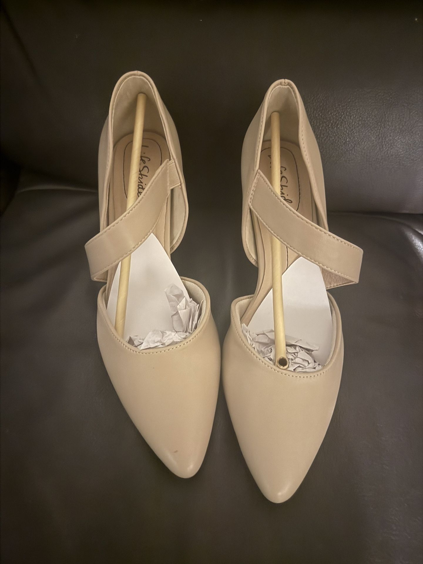 Women's Tan Heels