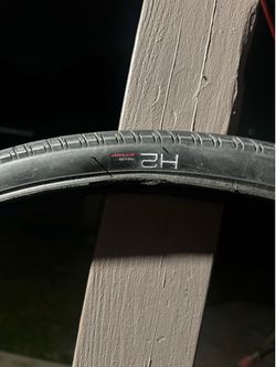 Bontrager H2 Comp Hybrid Tire