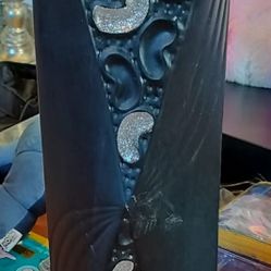 1.5 ft. Black Figurine vase unit