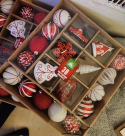 Christmas Ornaments Set With 30 Pieces