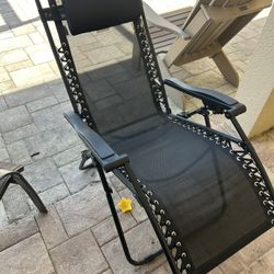 Set Of Two Gravity Patio Chairs 