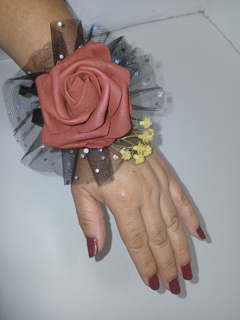 Corsage Eternal Flowers
