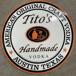 Tito’s Bar Decor