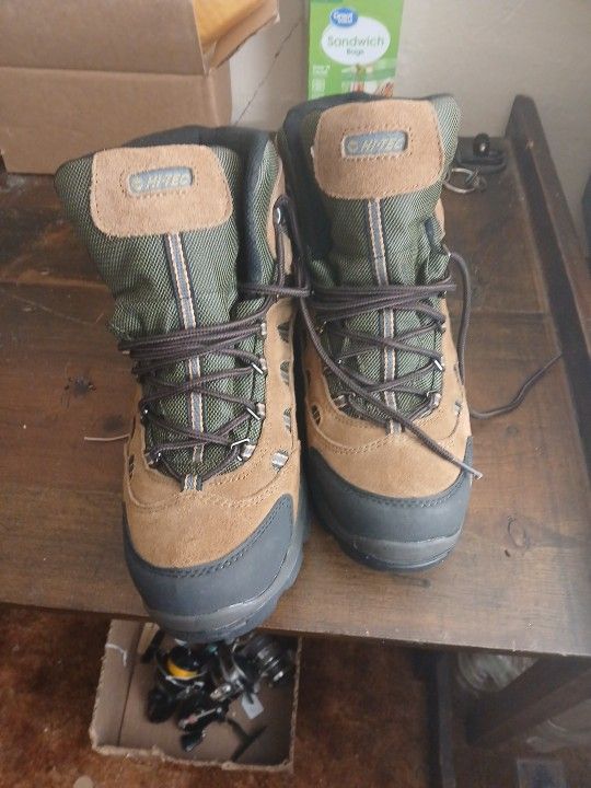 Hi-Tec Bandera Waterproof Men's Brown Suede Lace Up Hiking Boots Size 12 WIDE