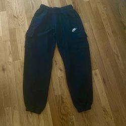 Nike Women’s Cargo Sweatpants Joggers XS  