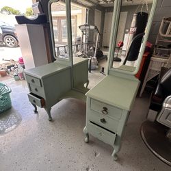 Antique Mirror Franchise Vanity