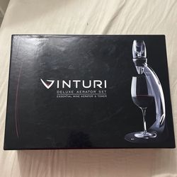 Vinturi Deluxe Aerator Set. Essential wine aerator and tower