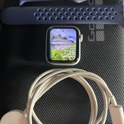 Apple Watch SE Nike Edition