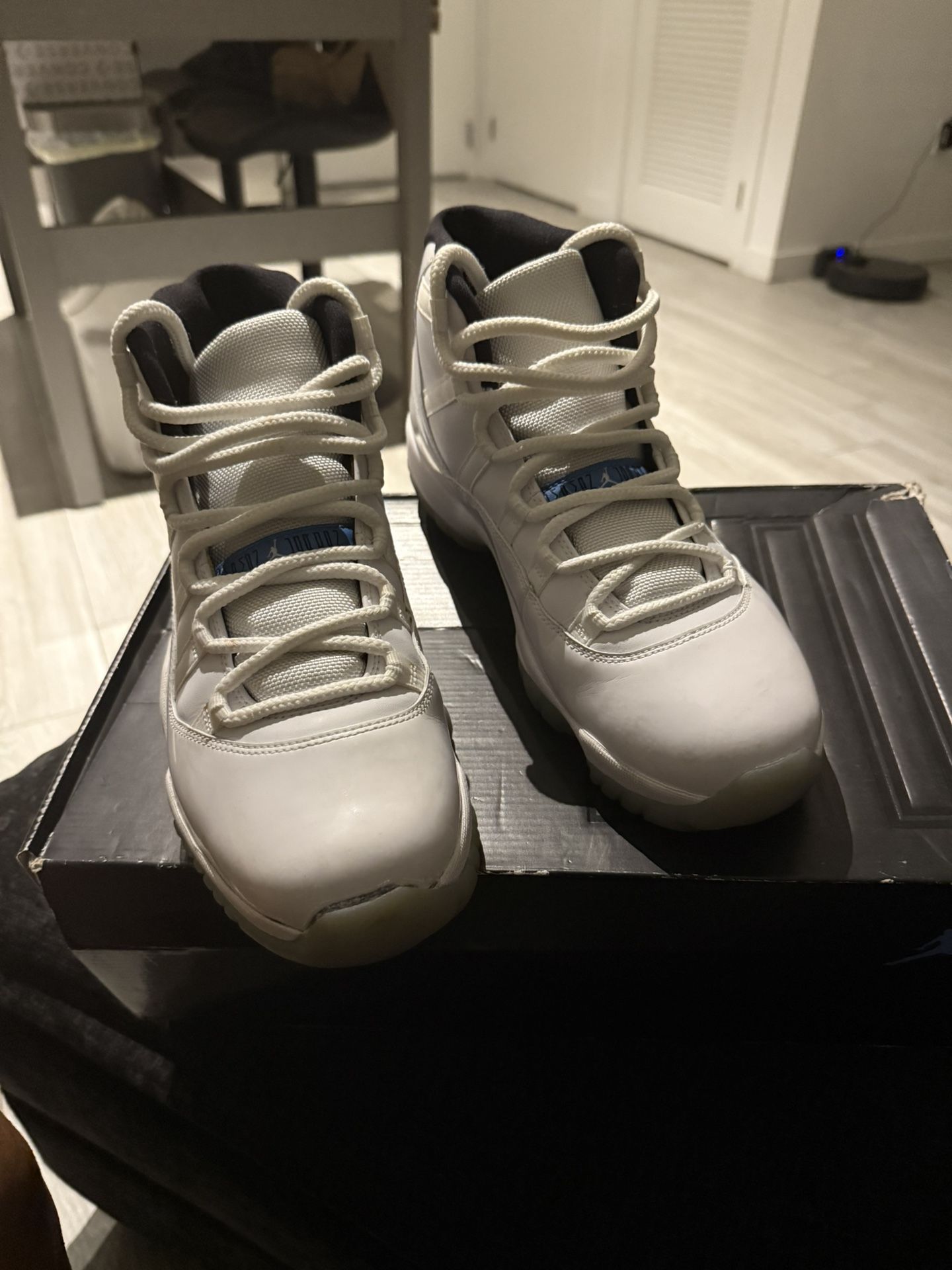 Jordan 11 Legend Blue
