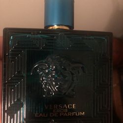 Versace Cologne 