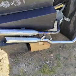 Stock Harley exhaust system