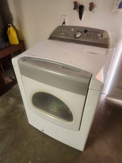READ DESCRIPTION BELOW GAS DRYER