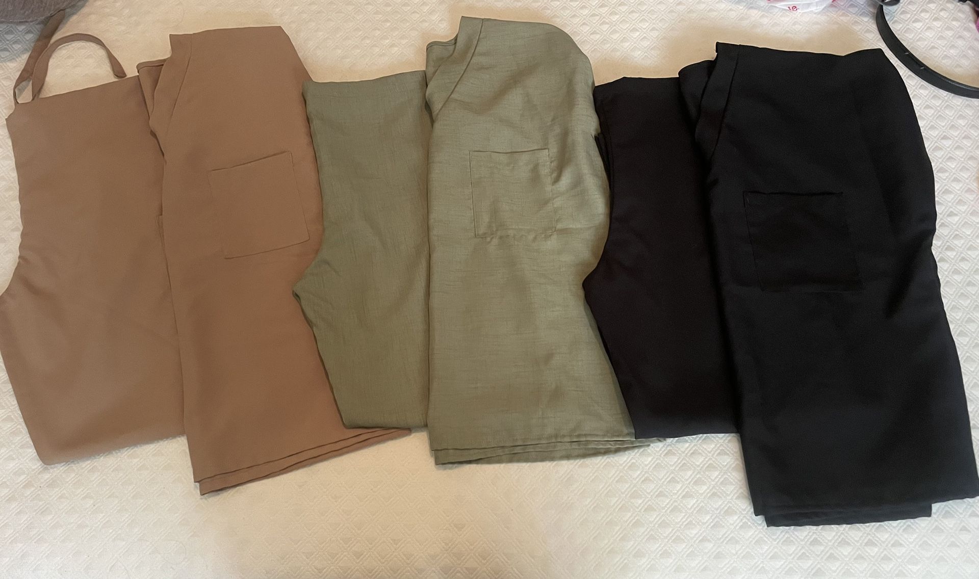 Women/teen/ Scrubs Set/ V-neck Top-pants/ Size Large