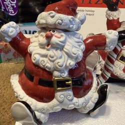 Santa Tea Pot 