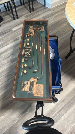 Vintage Golf Clubs, Case