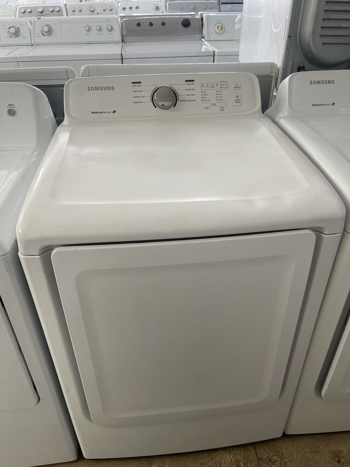 Samsung Gas Dryer In Excellent Condition