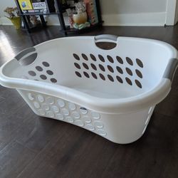 laundry basket