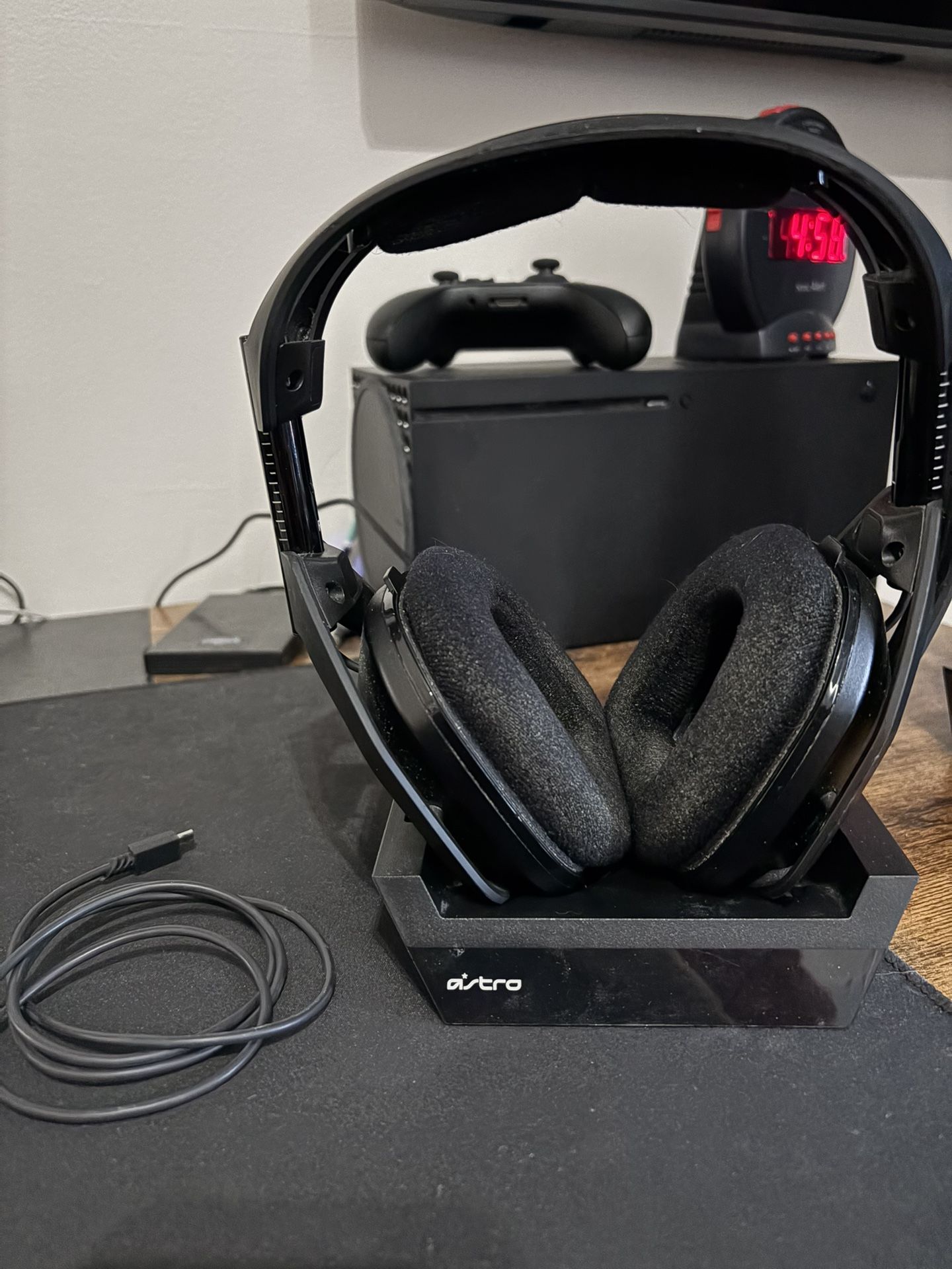 Astro A40s