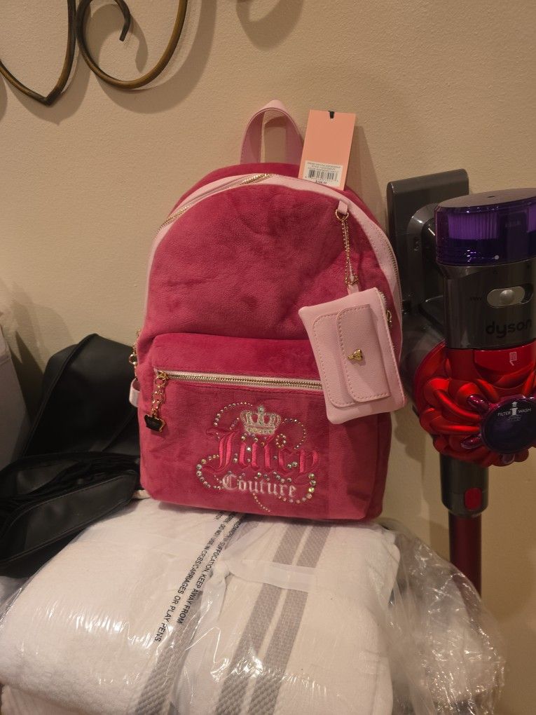 Backpack.
Juicy couture 