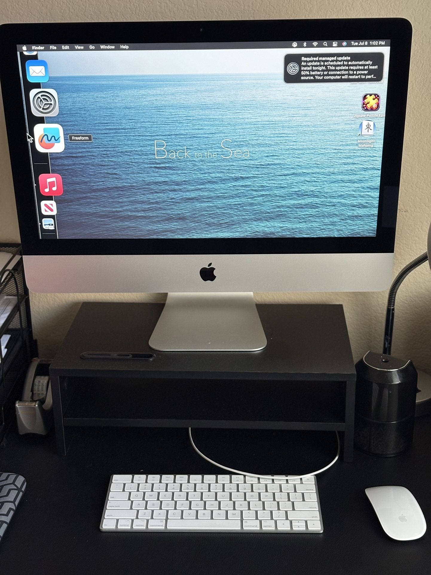 Apple iMac 21.5” 8GB of RAM 1TB Hard drive