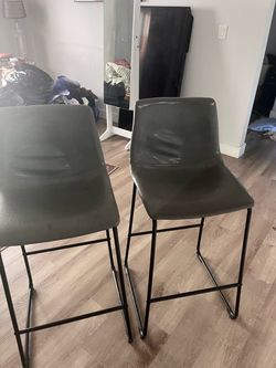 Set of 2 Gray Faux Leather Bar Stools