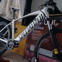 SPECIALIZED E-Bike