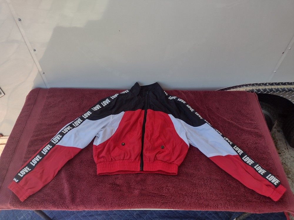 New look supreme cropped jacket size M