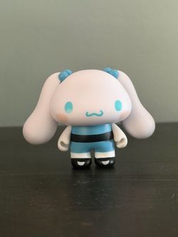 Hello Kitty x The Powerpuff Girls - Bubbles Cinnamonroll Vinyl Mini Figure 2