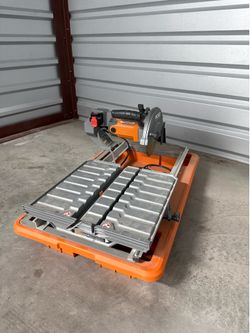 9-Amp 7 in. Blade Corded Wet Tile Saw with Stand