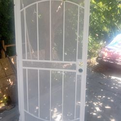 36 X80 Screendoor