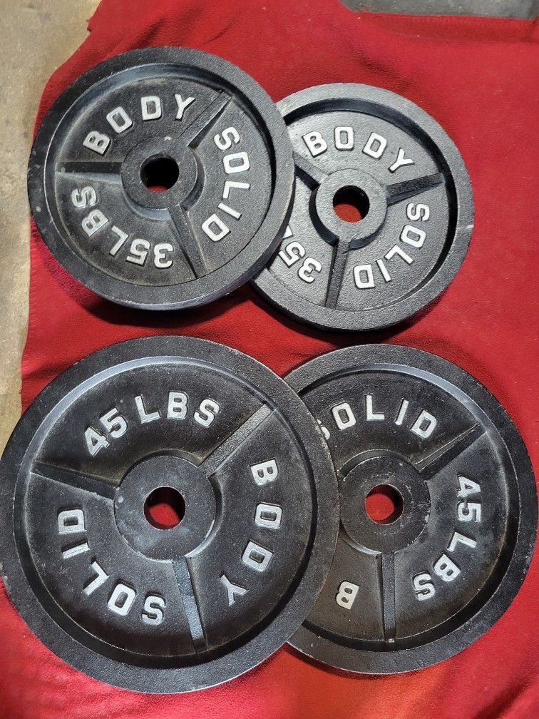 BODY SOLID 2" HOLE OLYMPIC PLATES 160LBs. 2-45s. 2-35s
11525 S HALSTED DUNKIN DONUTS/7111.S WESTERN WALGREENS
160$ CASH ONLY AS IS