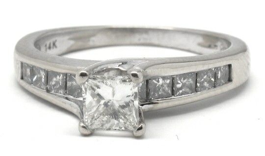 Ladies 14K Diamond Engagement Ring