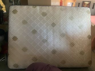 Mattress QUEEN size