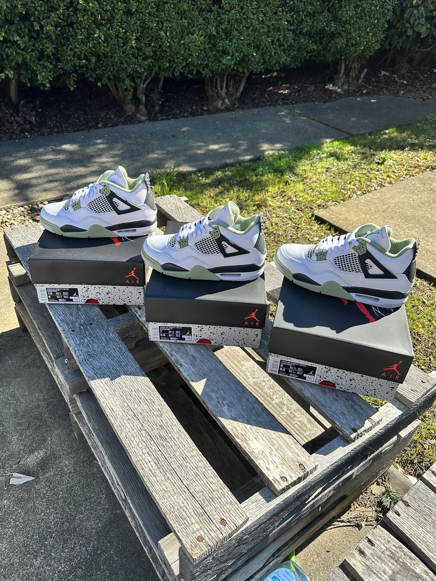 Jordan 4 Seafoam Women