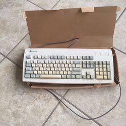 Still Available  / Computer keyboards